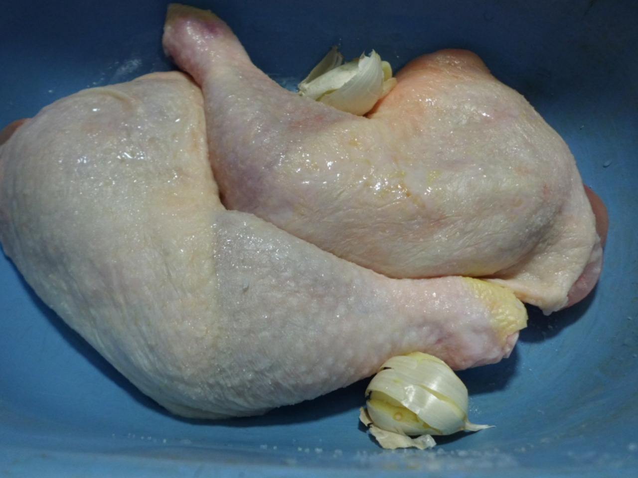 Huhn mit Knoblauch,die Keulen schön saftig eine Köstlichkeit
